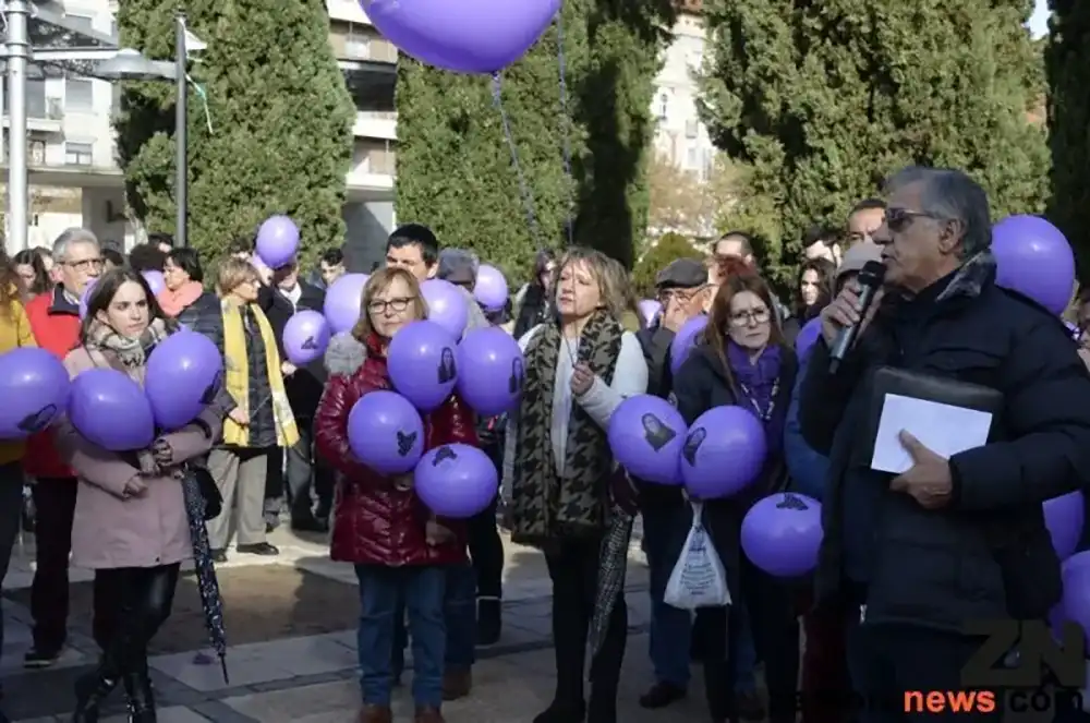 La Fundación Leticia Rosino se une con un lanzamiento de globos para luchar contra la violencia machista 1 La Fundación Leticia Rosino se une con un lanzamiento de globos para luchar contra la violencia machista